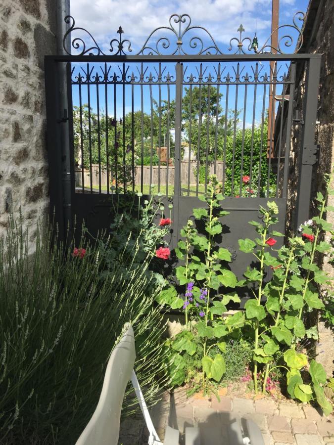 Shenmen Bed & Breakfast Beaune d'Allier Eksteriør bilde